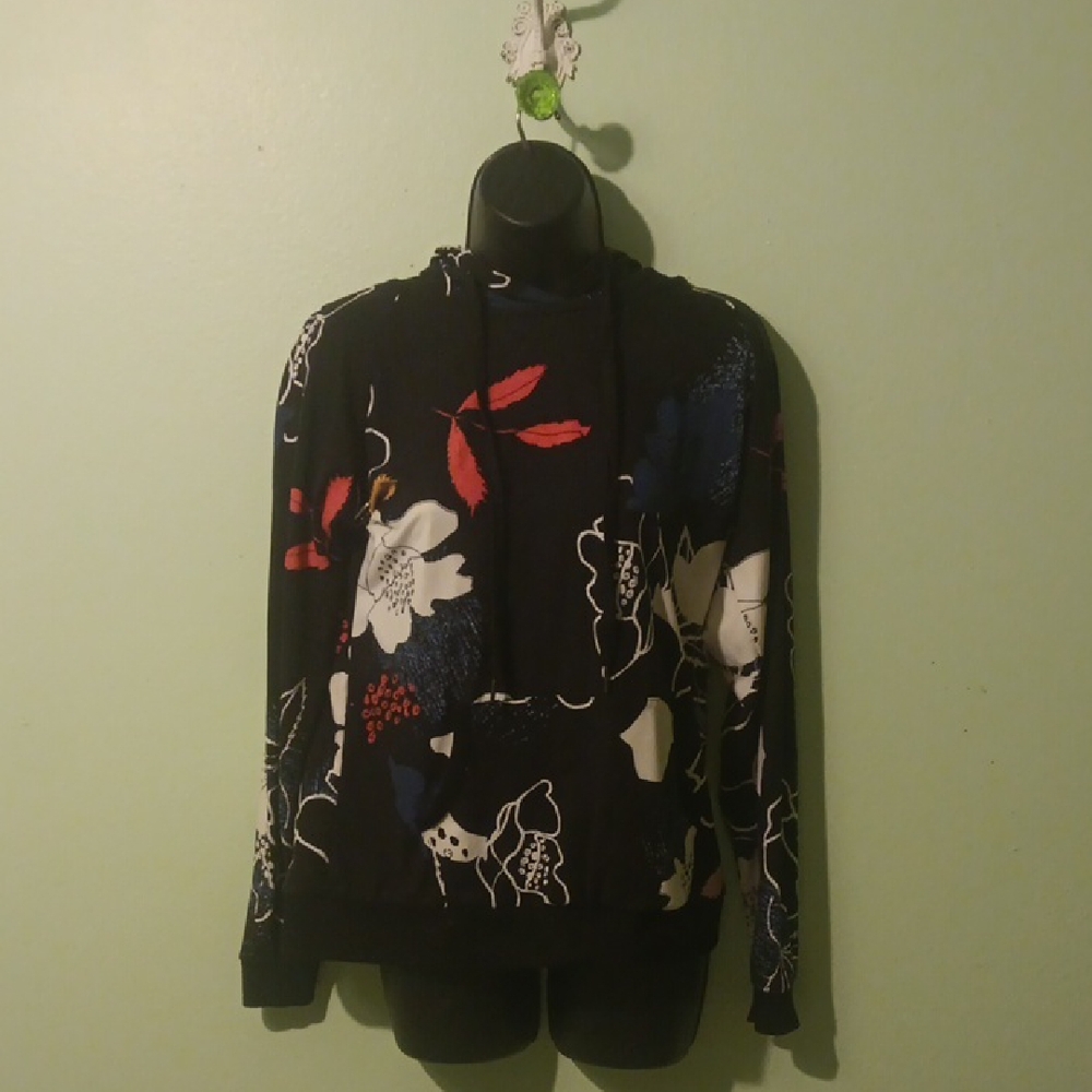 Lildy Super Soft Hoodir, S-M, Black Floral Print